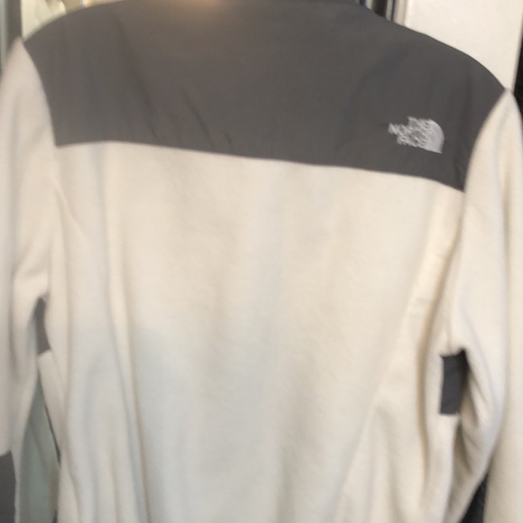 The North Face size small white & grey fleece zip jacket three pockets - Picture 2 of 11